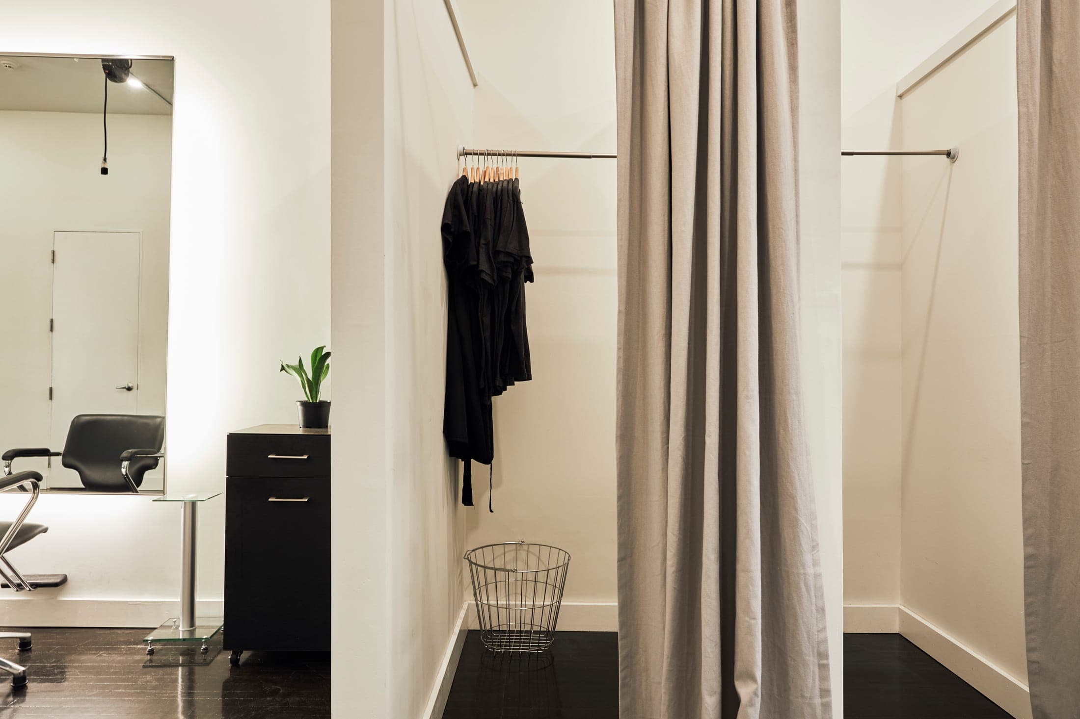 Boston salon — 3